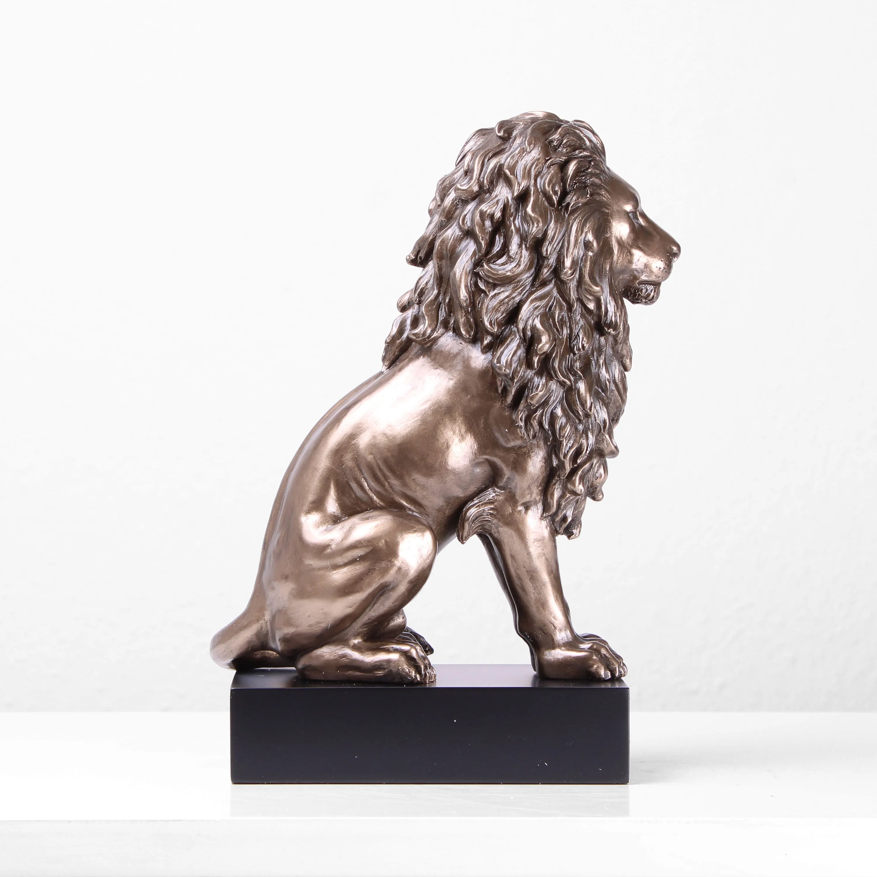 Sitting Lion Statue in Bronze (Cold Cast Bronze Sculpture)